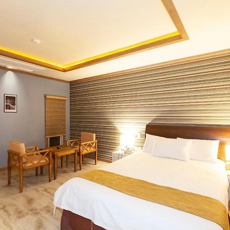 Sahara Hotel Jeju Esterno foto